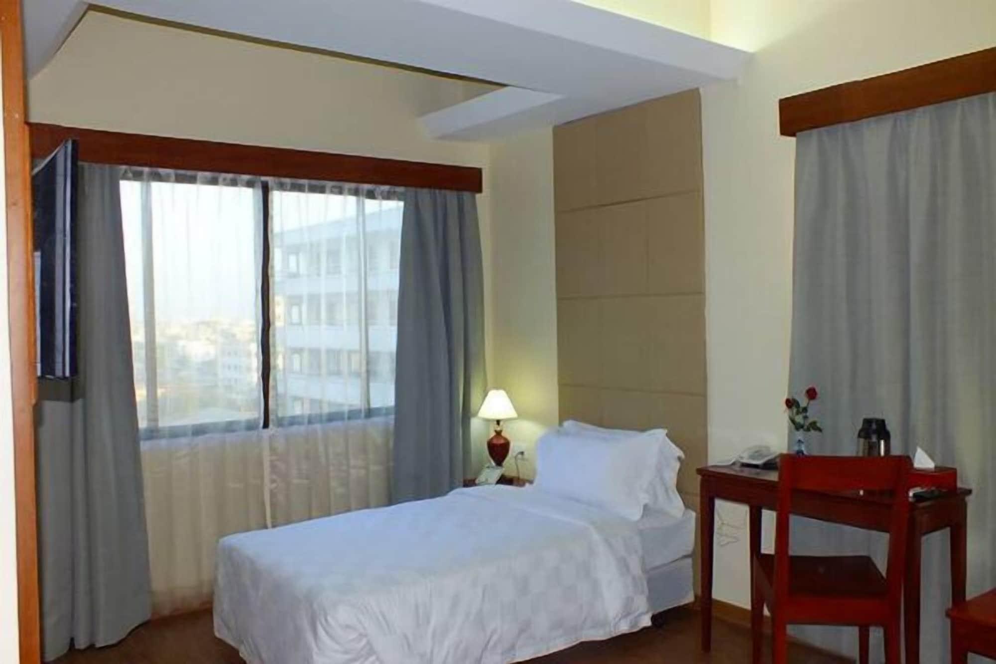 Oway Grand Hotel Mandalay Eksteriør bilde