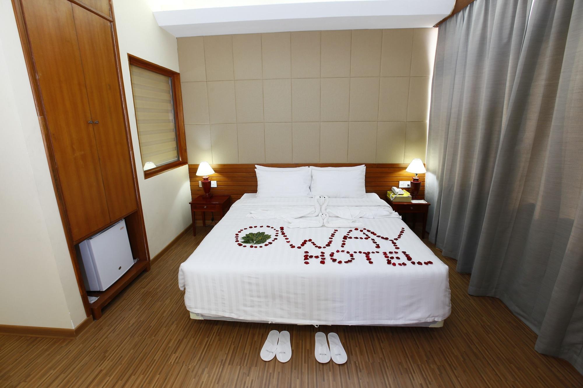Oway Grand Hotel Mandalay Eksteriør bilde