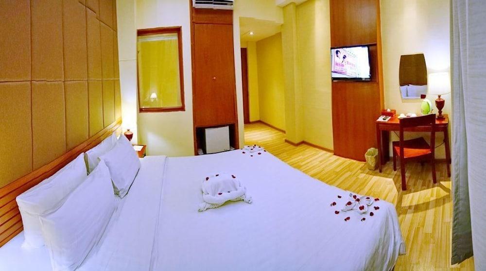 Oway Grand Hotel Mandalay Eksteriør bilde