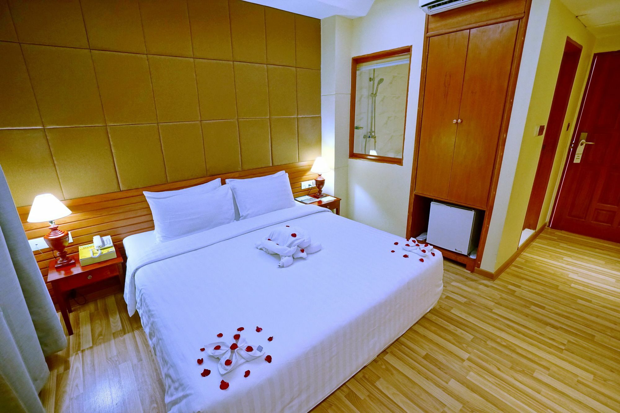 Oway Grand Hotel Mandalay Eksteriør bilde