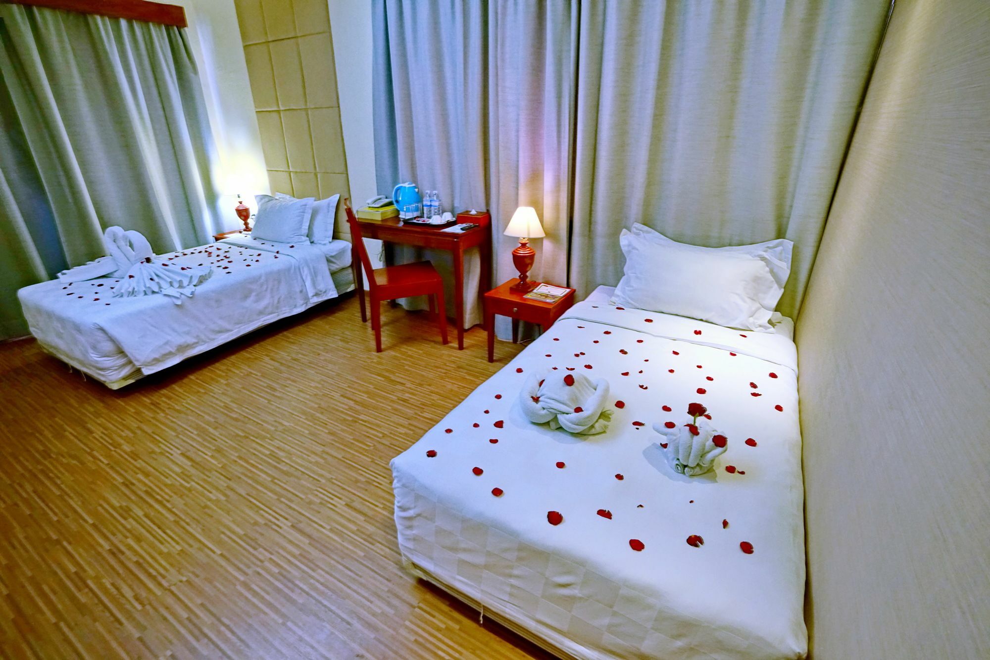 Oway Grand Hotel Mandalay Eksteriør bilde